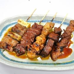 Grilled Skewers (with sauce or salt) (5 skewers)