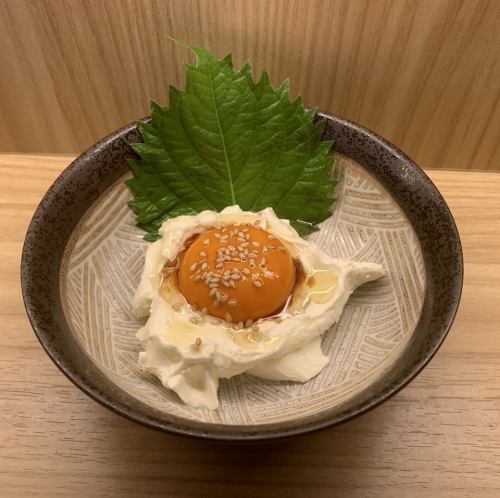浸け卵黄クリームチーズ