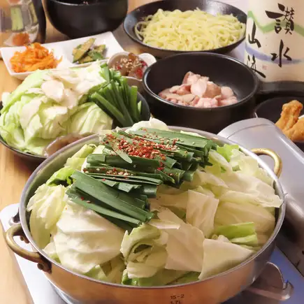 「味噌」「醤油」から選べる厳選もつ鍋等[お料理全9品]2時間飲み放題付コース