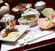 100年続く完全個室の割烹料理屋です。旬の味をお楽しみください