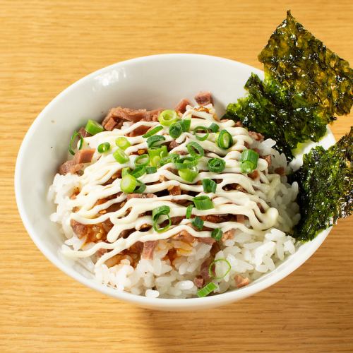 ミニ悪魔の牛タン丼