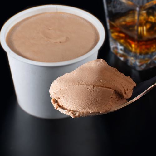 すすきのウィスキーチョコアイスクリーム