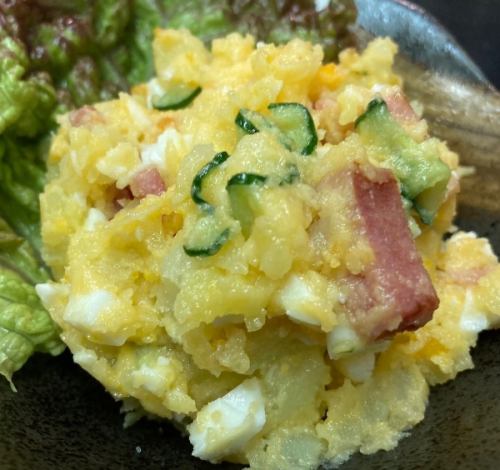 매운 감자 샐러드