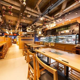 連結可能なテーブル席もご用意！