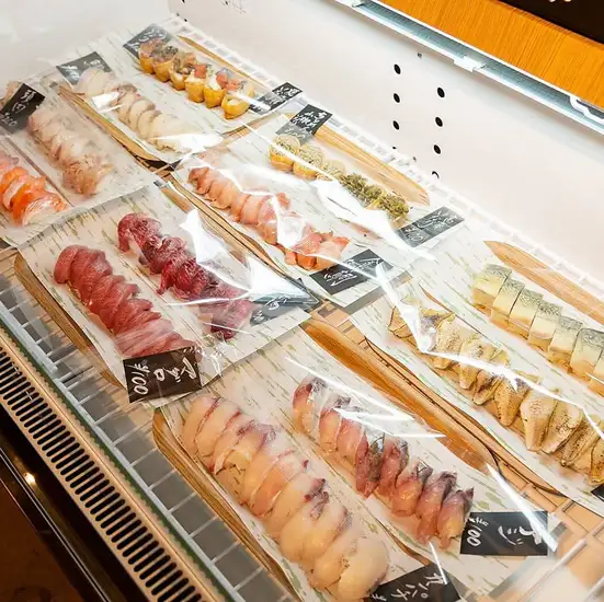 たくさんの笑顔が集まる”世界一小さな食のテーマパーク”!