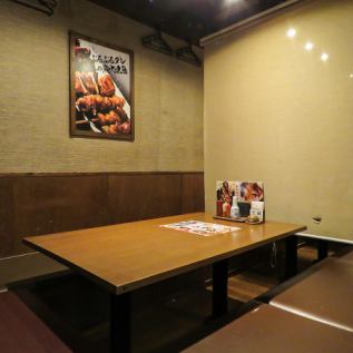 【掘りごたつ席8名席】足をのばして寛げる掘りごたつのお席は大人気！送別会や飲み会、女子会等シーンに合わせた各種ご宴会に最適なお席を多数ご用意しております。