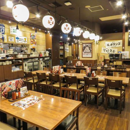 Private reservations available! Tatami rooms and tables available for all kinds of banquets. Please contact us for more information!