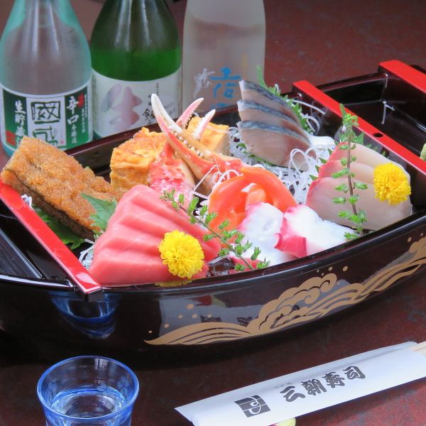 [◆◇~Assorted sashimi using fresh seasonal seafood~◇◆] The dynamic presentation and rich flavor are attractive☆