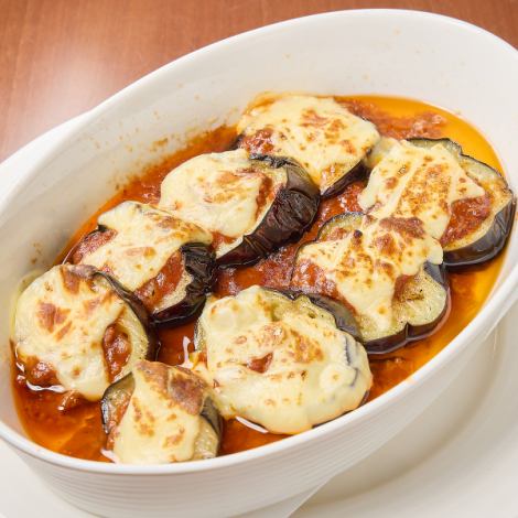 【アツアツ＆ジューシー◎】茄子と挽肉のグラタン900円