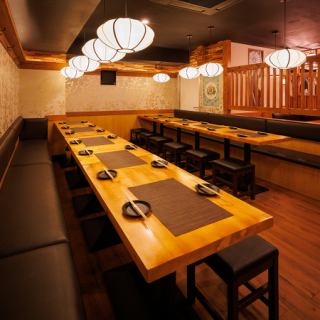 [Maximum 100 people] ◆ Exclusive use available.Our restaurant can accommodate a maximum of 100 people and is used for a variety of banquets.We can accommodate a variety of customer requests, including welcome and farewell parties and large-scale alumni gatherings, so please feel free to contact us.