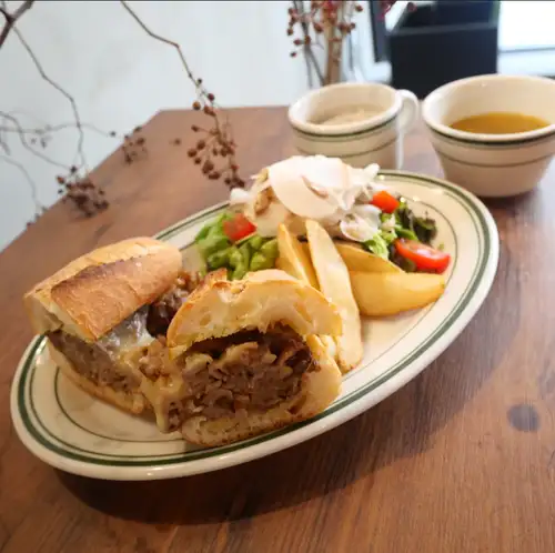 フレンチディップサンドイッチランチ スープ付