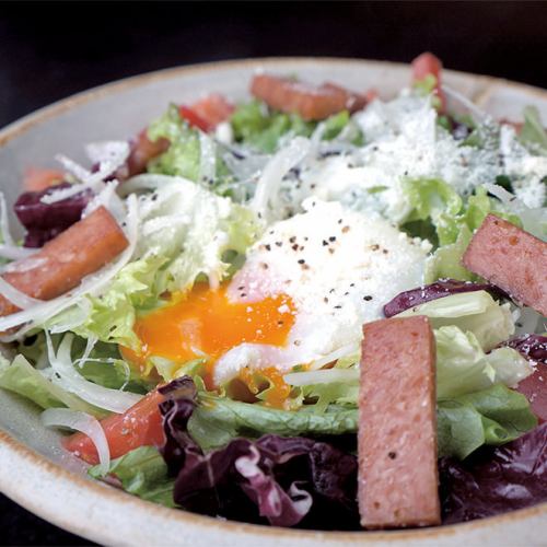 Caesar salad with spam and hot spring eggs