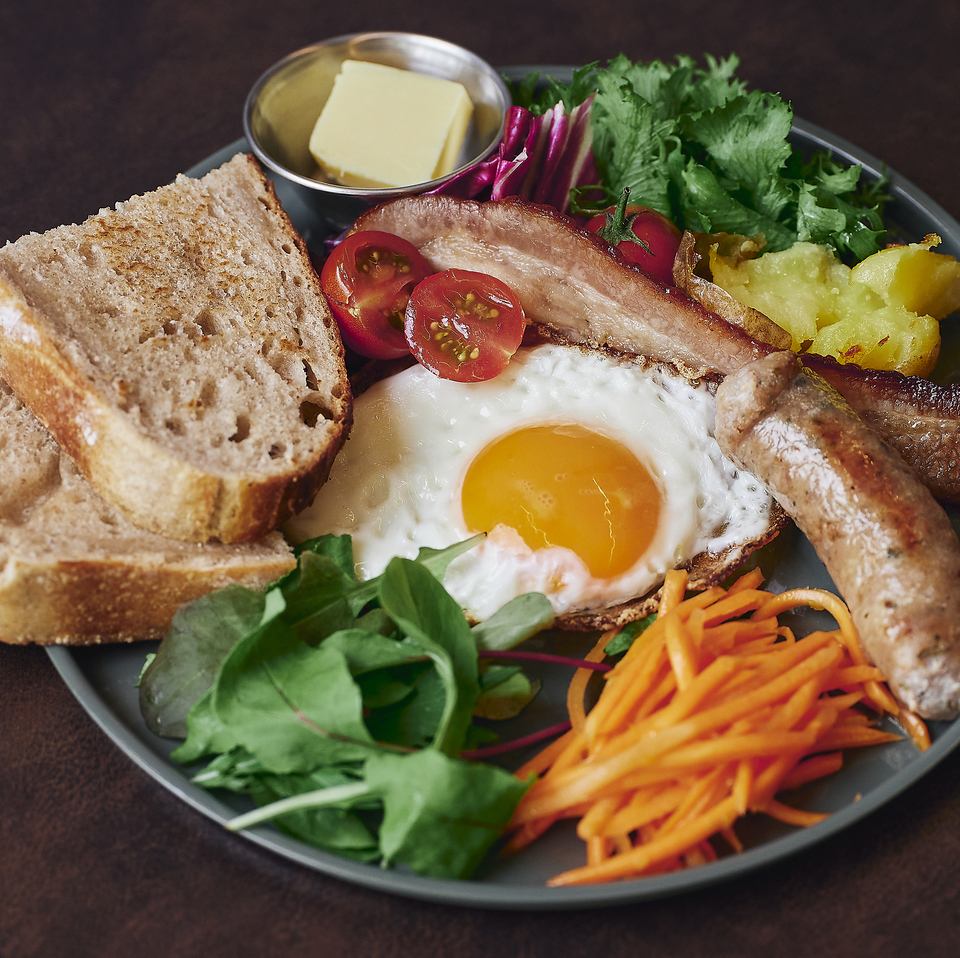 落ち着ける空間でランチをお楽しみください！