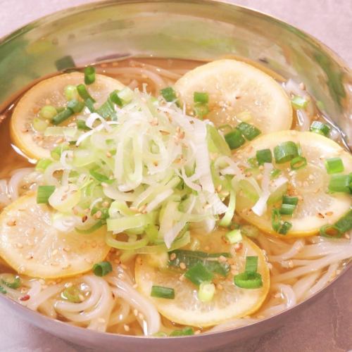 Refreshing lemon cold noodles