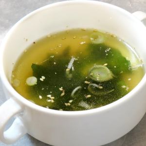 Wakame soup