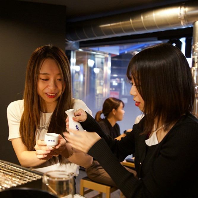 食べ歩きが楽しい、食のテーマパークで美味しいおもてなし★