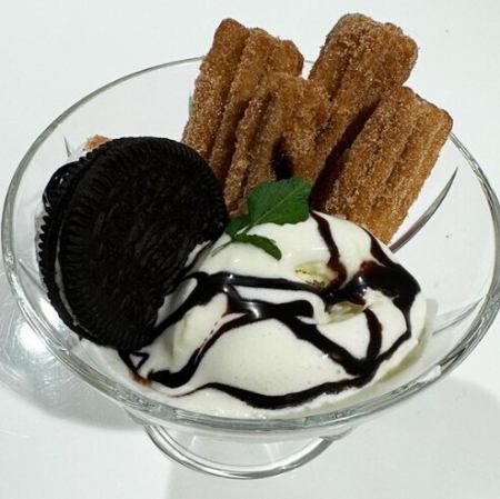 チェロスとオレオのデザート