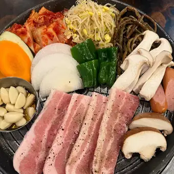 サムギョプサルセット 1人前　(2人前から)