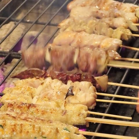 焼き師により丁寧に焼き上げた焼き鳥各種