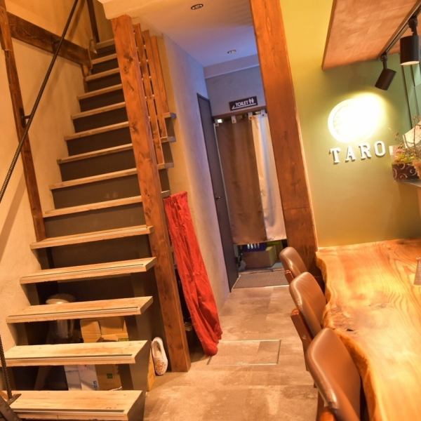 [Counter on the 1st floor] Our shop where you can enjoy delicious sake and food while being in a good location within walking distance from Toyohashi Railroad Station.There is a counter seat on the 1st floor, and it is a relaxing space where you can casually eat.