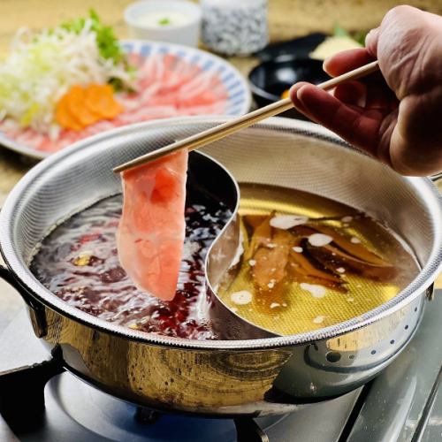 Enjoy two dishes in one pot: shabu-suki!