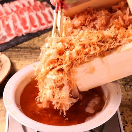 [Weekdays 3 hours all-you-can-drink included] Enjoy chestnut pork shabu-shabu with bonito broth, all-you-can-drink, 8 dishes total [Umami] 4,000 yen