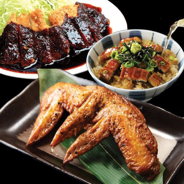 A variety of beautifully colored private rooms.From small drinking parties to large banquets