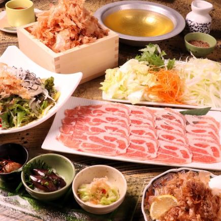 Lunchtime Special: Enjoy 8 dishes including bonito flake broth shabu-shabu with 3 hours of all-you-can-drink for 3,000 yen.