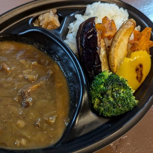 Black Wagyu beef tendon curry rice
