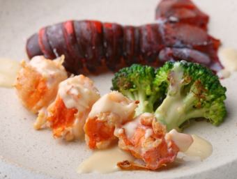 12/26より　<ランチorディナー>　伊勢海老と黒毛和牛のコース　19,800円