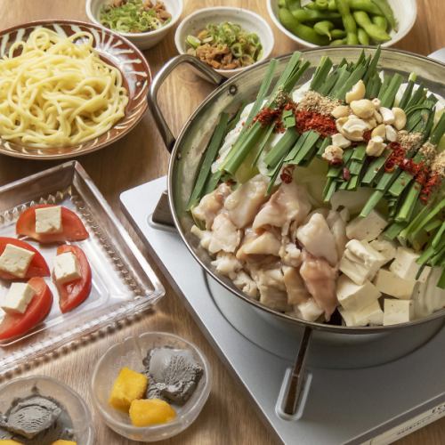 Hot pot season is here! Warm from the core of your body with our carefully selected hot pot♪