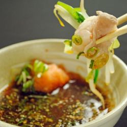 五大关于猪食火锅的趣事：多种吃法♪“猪食火锅”