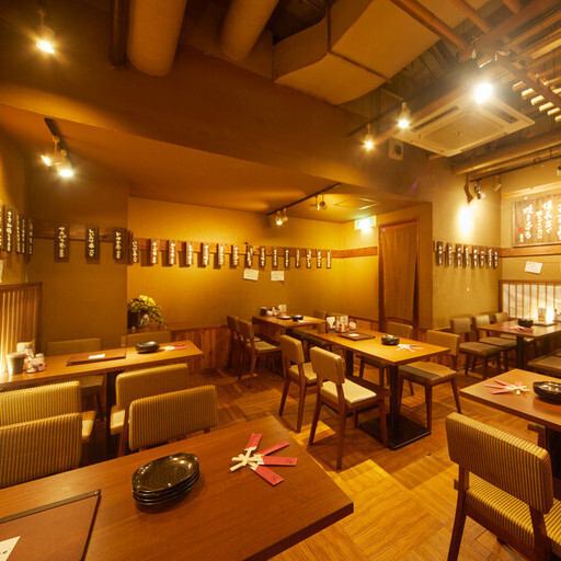 和を基調とした落ち着きある店内は、備長炭の香りと木の温もりが調和する空間◎アクセスしやすい立地で、気軽に通える利便性も魅力です☆おもてなしの心を込めた接客で、初めての方でも安心して利用できます♪特別な日から日常利用まで幅広いシーンに応えられるサービスを心掛けています！
