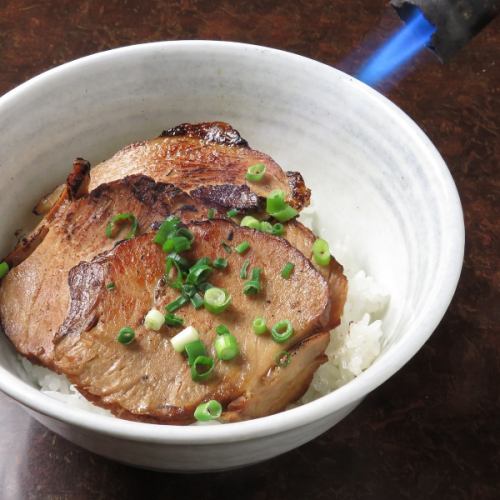 チャーシュー丼