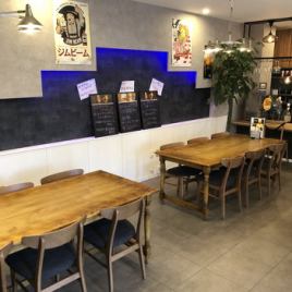 6名様でご利用いただけるお席もご用意。