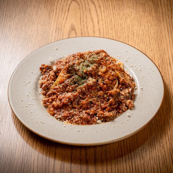 モチモチ食感が◎名物の生パスタ♪〈本日のパスタ〉が大人気！
