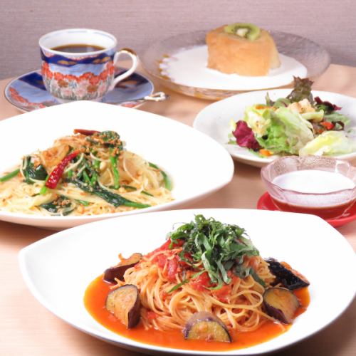 昼はゆったりできる喫茶店