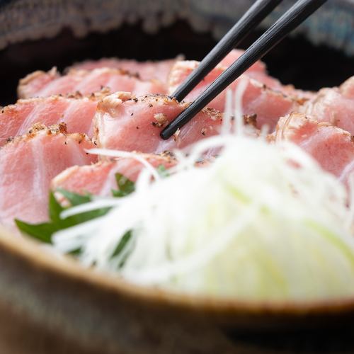 Grilled fatty tuna rice bowl