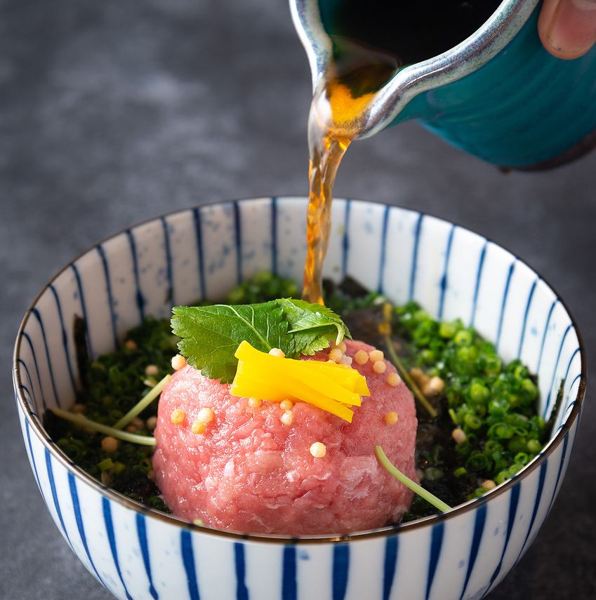 黒田飯自慢の当店でしか味わえない独自の”鮪白湯(ましろゆ)”