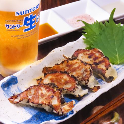 餃子　(1人前4ヶ)