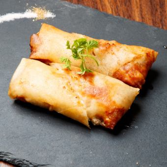 トマトと豚とチーズの春巻き