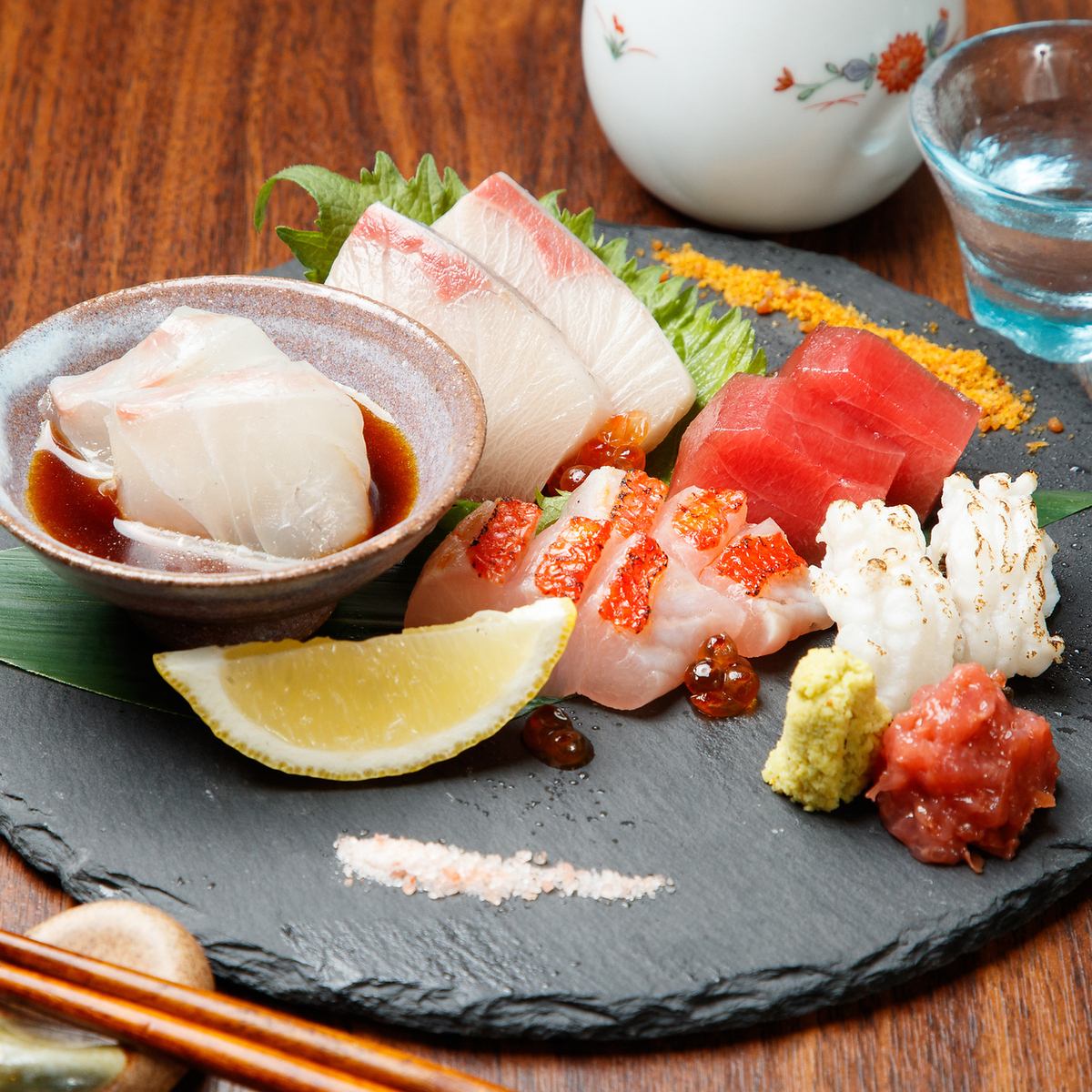 鮮度抜群、仕入れにこだわった海鮮料理ご用意しております。