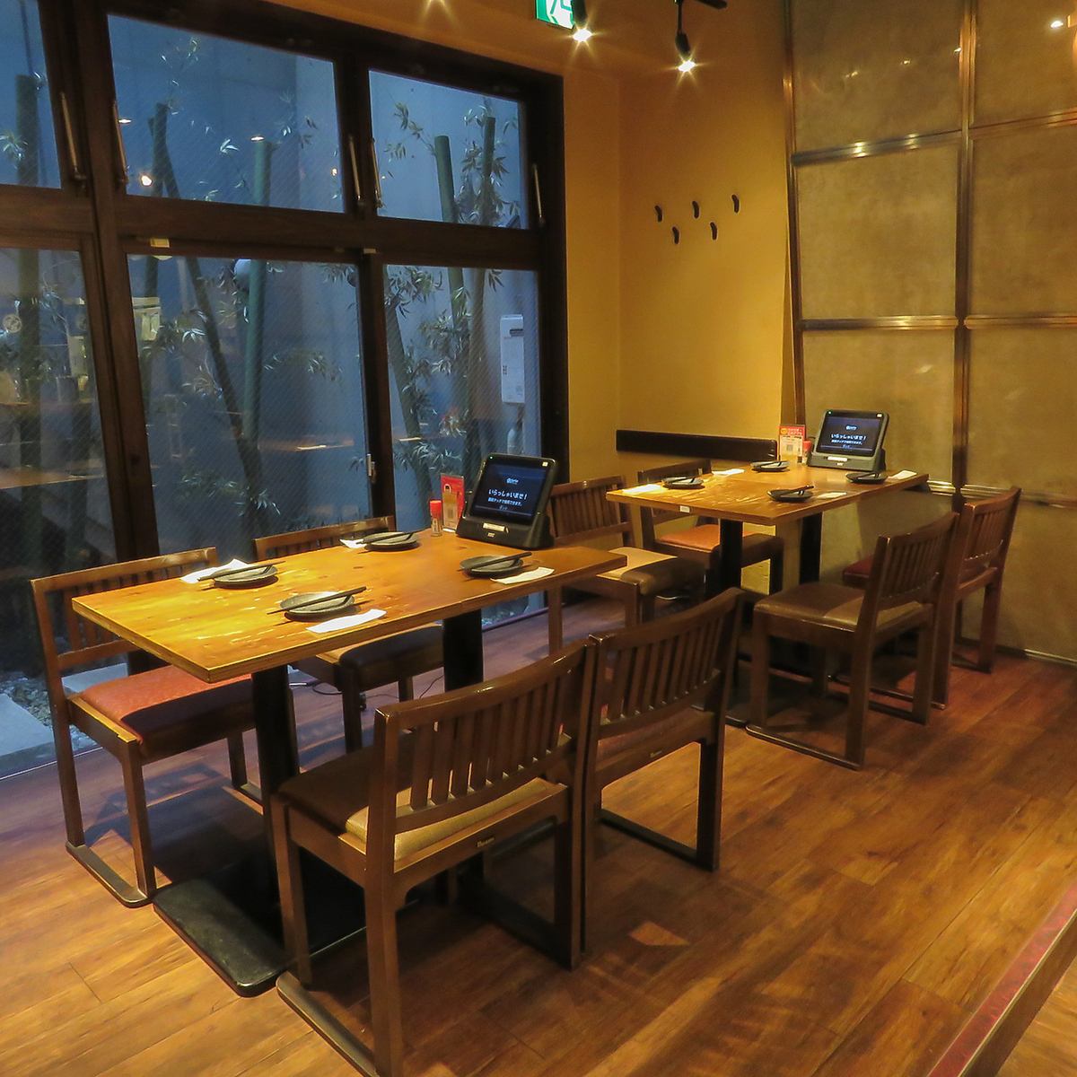 平日限定の得々コースは2時間飲放題付きで3500円。金土祝前不可