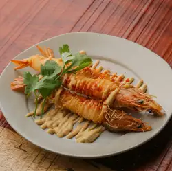 燻製エビマヨカダイフ包み
