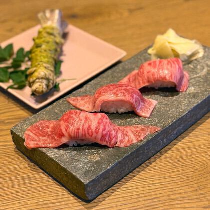 神戸牛炙り寿司の新鮮わさび添え