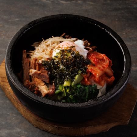 돌솥 비빔밥