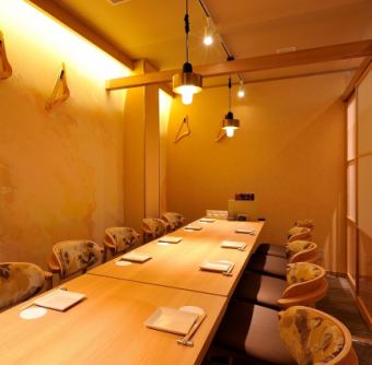 上質なお料理には上質な空間を◎お洒落でモダンな店内は様々なシーンにおすすめ♪仲間内の飲み会や接待など、各シーンに合わせてお席をご用意いたします。ご希望のお席がございましたらご予約時にお気軽にご相談ください。