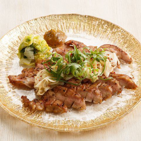 우아한 일본식 양절 창작 요리를 제공합니다.술과의 궁합도◎