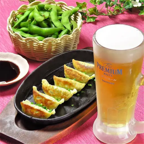 餃子とビールで乾杯!