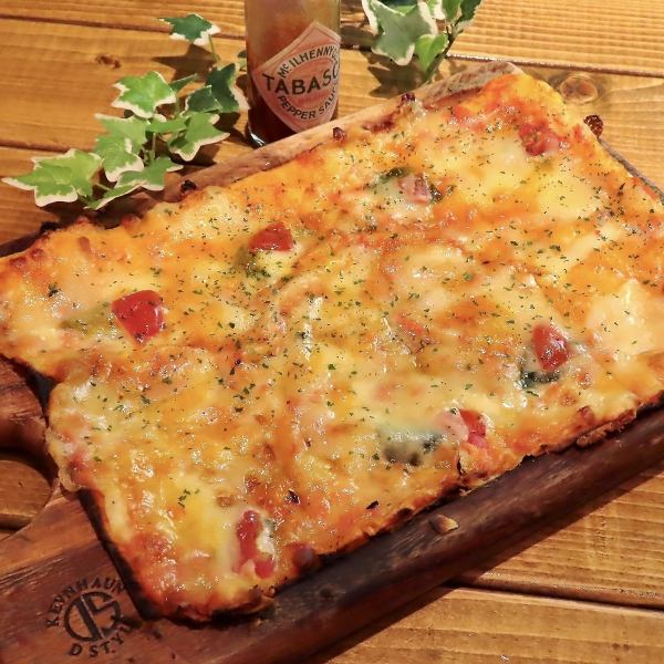 Our specialty! Square pizza♪